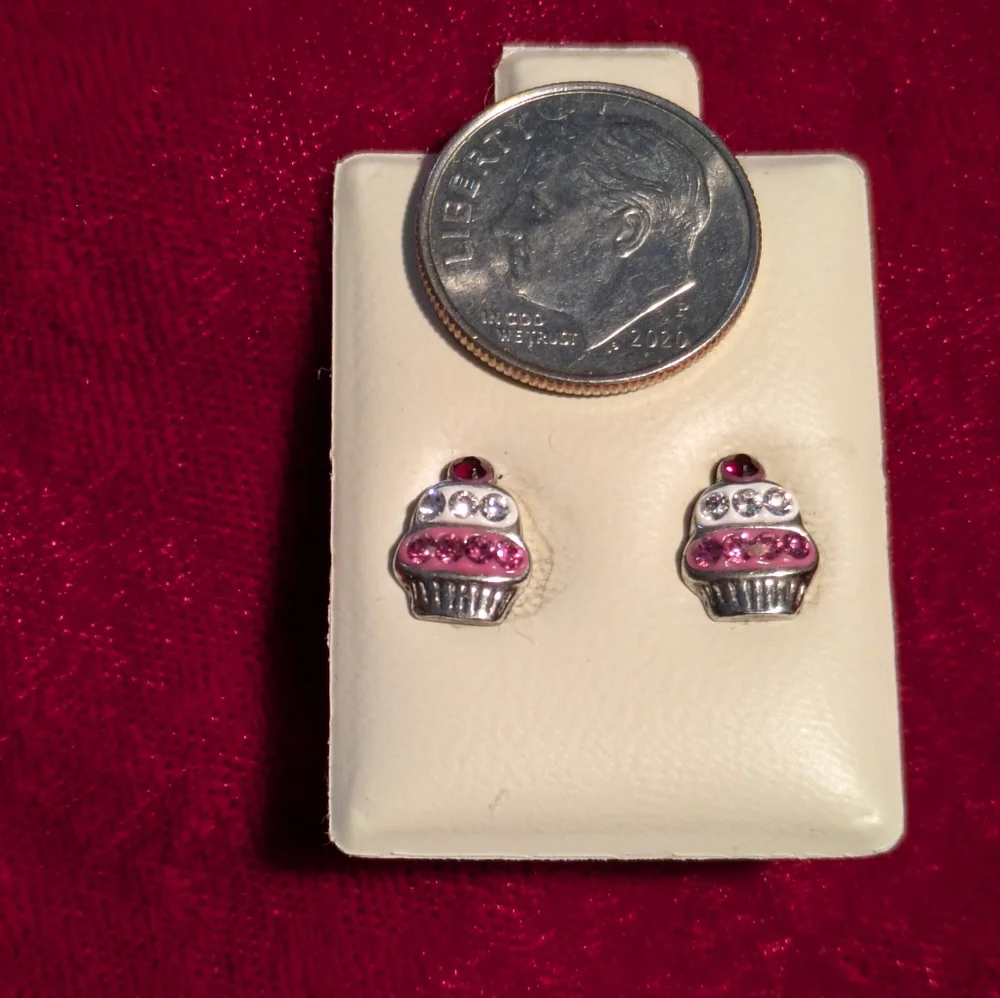Vintag Sterling Silver925  Cupcake Rhinestone Stud Kids Earrings